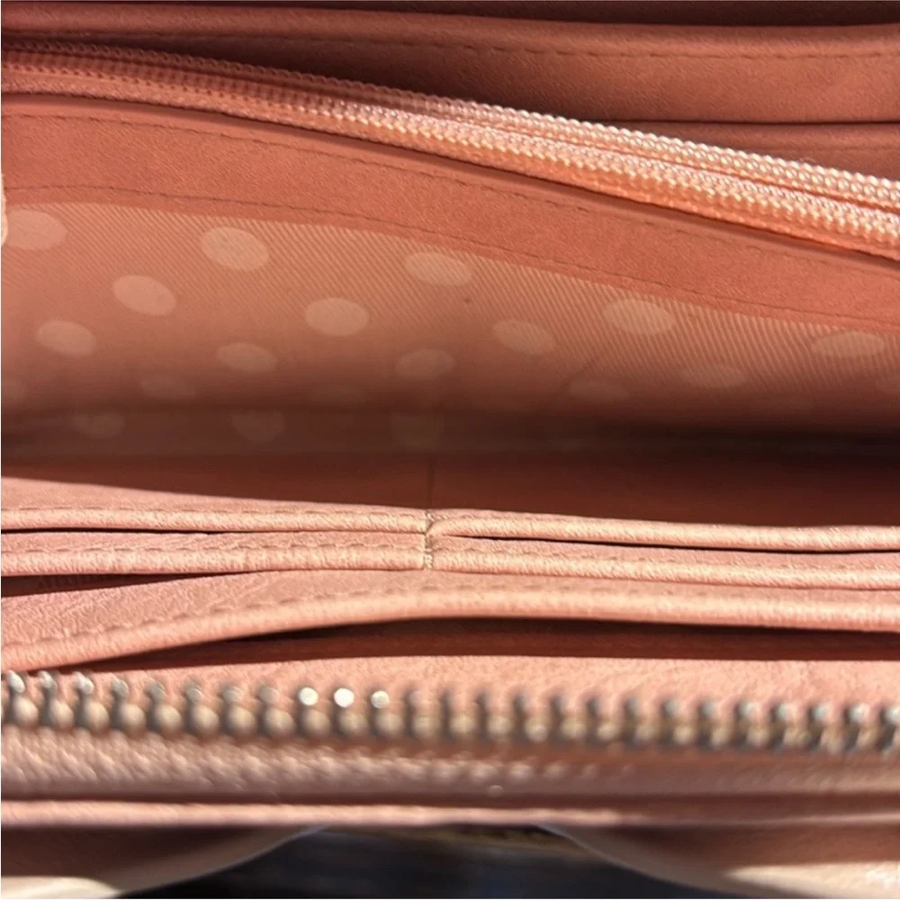 Disney Minnie Mouse Ears Bow Zip‎ Around Wallet